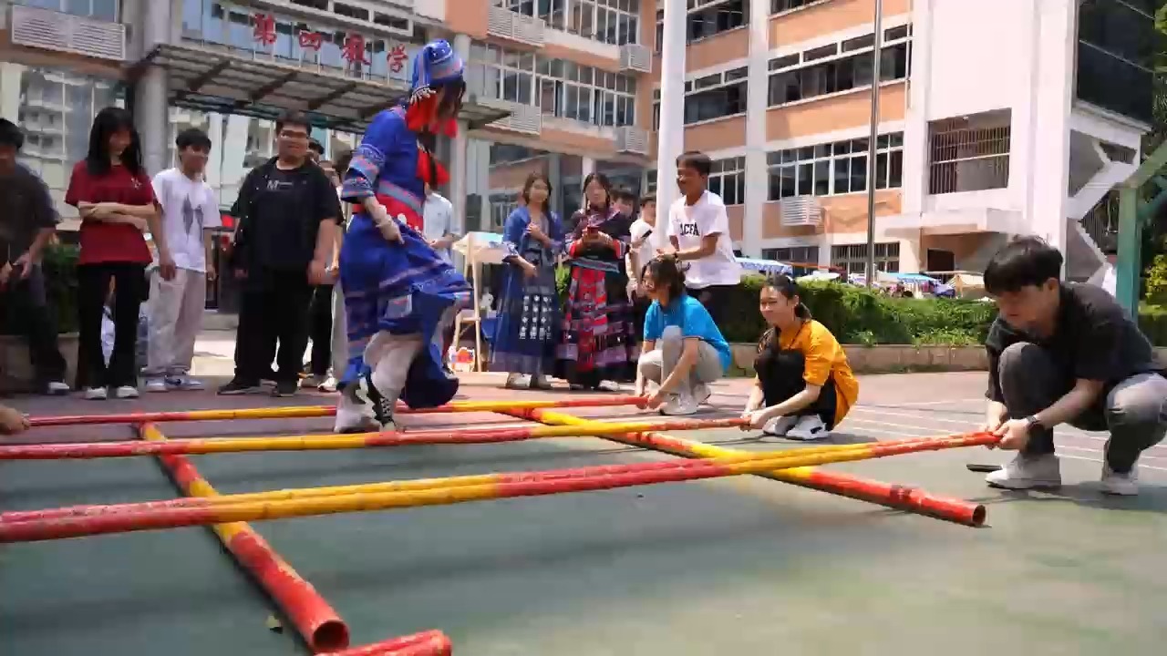 开云体育中国官网-体育节目嗨翻天，球赛实况震撼人心的简单介绍