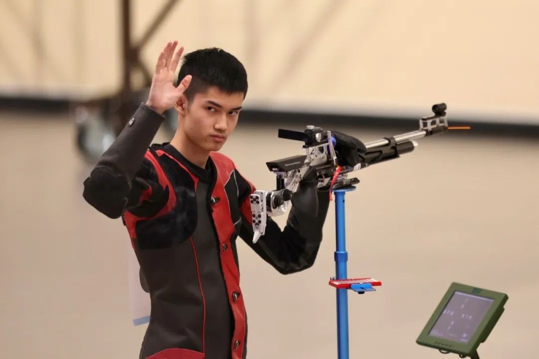 开云体育中国官网-射击选手冲击射击冠军，训练成果迎来赛场考验